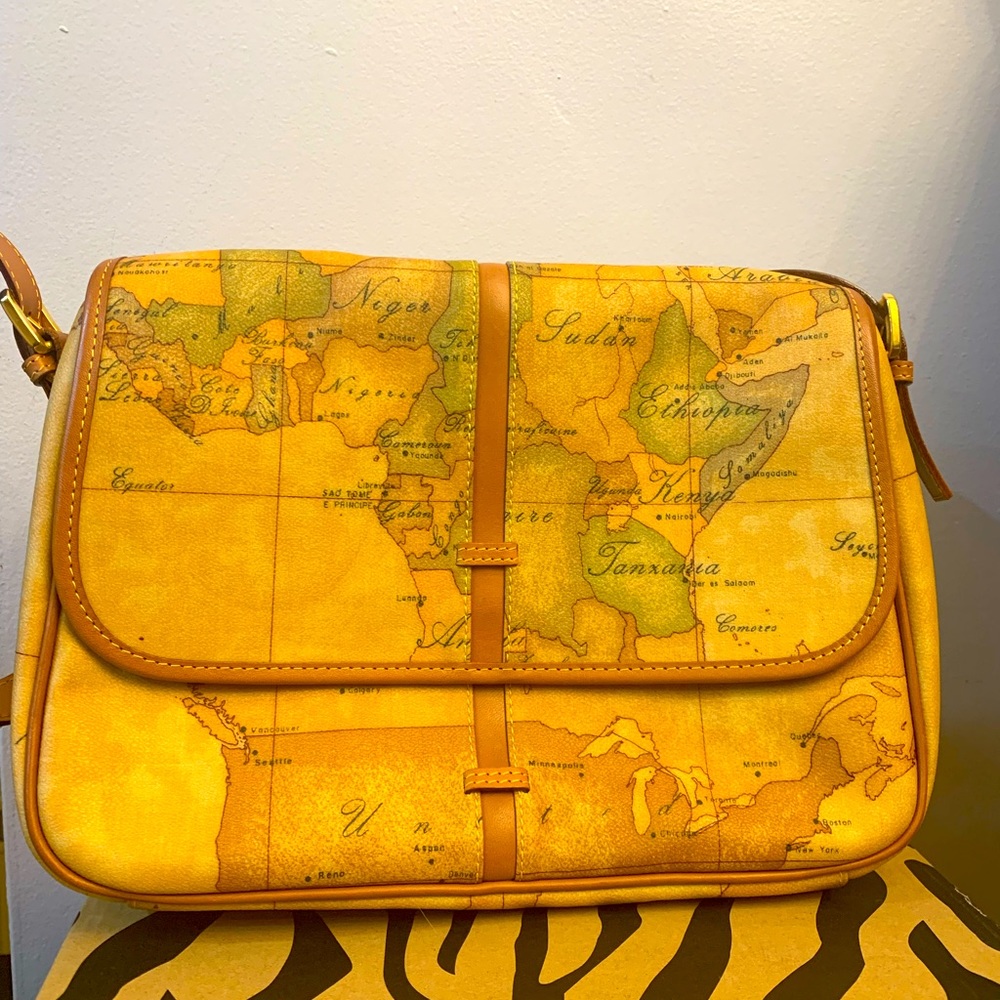 La Classe Alviero Martini Shoulder bag